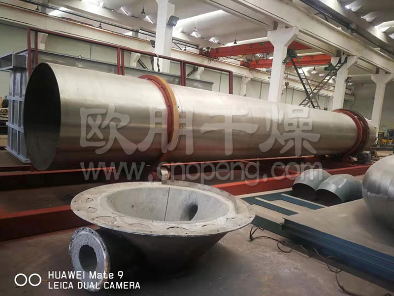 常州欧朋干燥城市污泥干化设备回转窑制作现场！