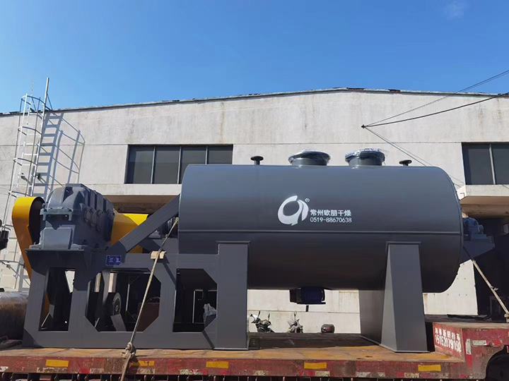 常州欧朋干燥多台耙式真空干燥机发货现场，为客户提供更好的产品！